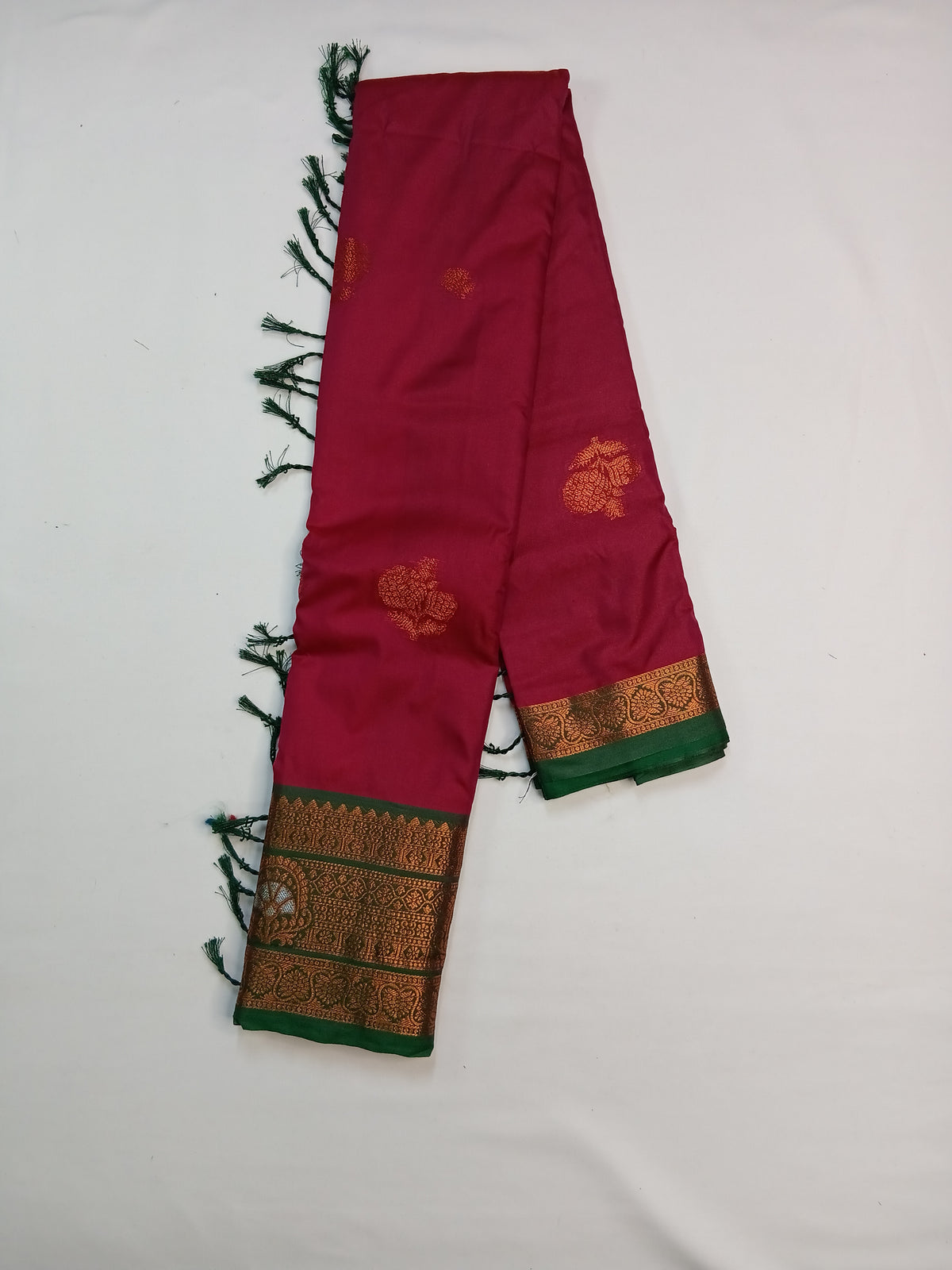 Rani Pink Gayatri Silk Saree with Traditional Zari Border & Blouse