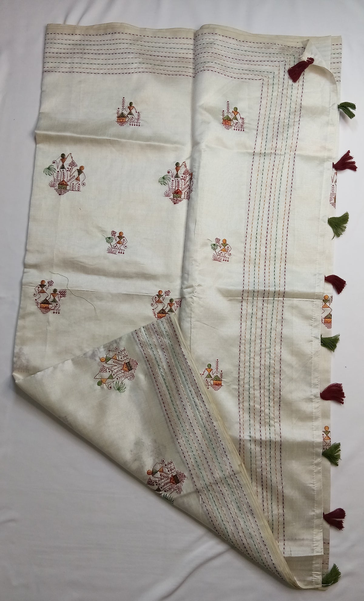 Cotton Sarees Ivory/Cream – multicolor village/folk motif