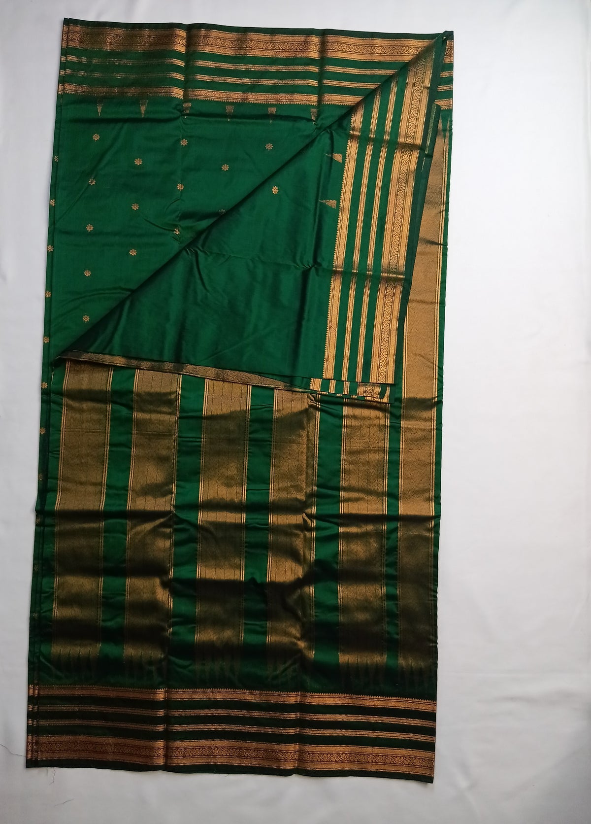 Emerald Green Savitri Silk Temple Border Sarees