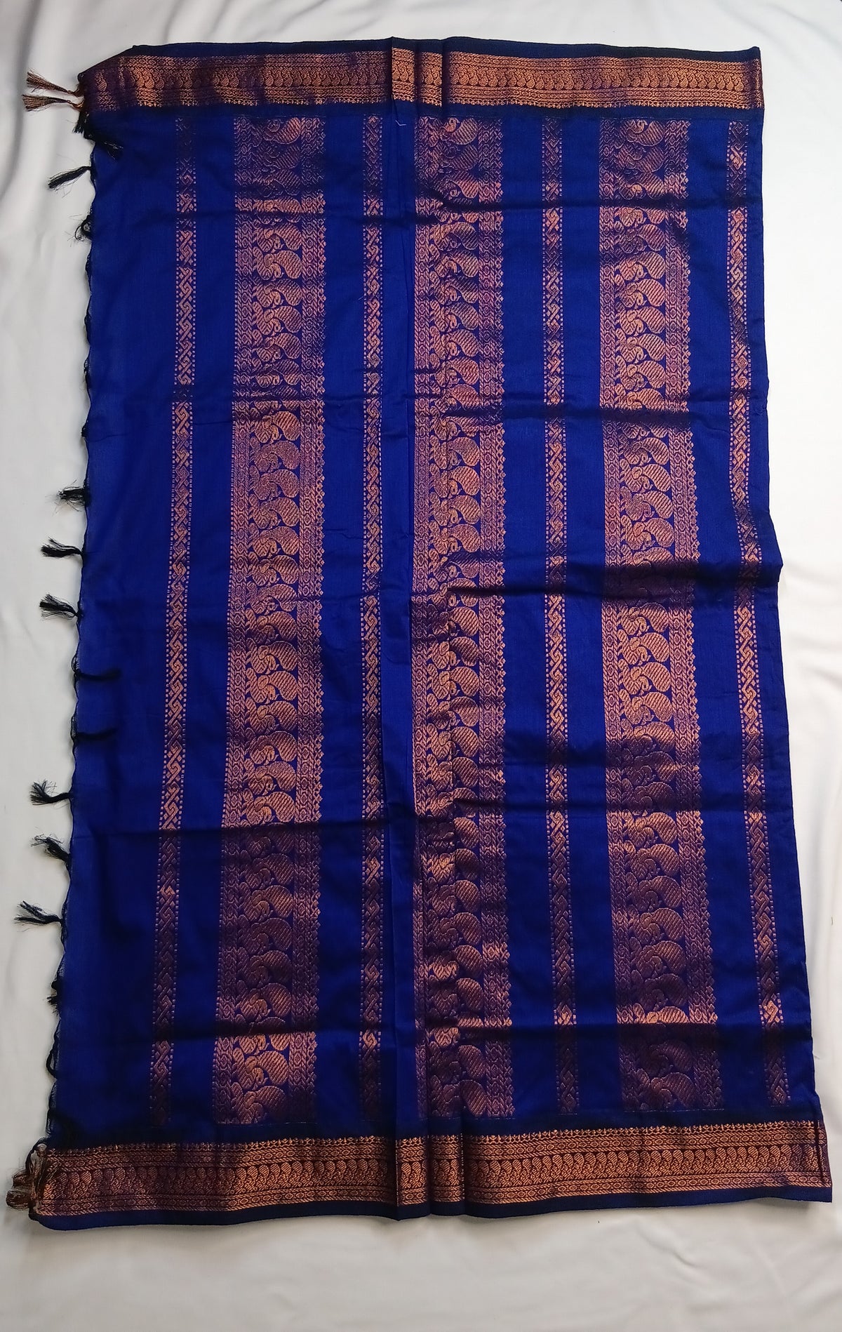 Mauve Purple Gadwal Saree with Butta Design and Rich Pallu