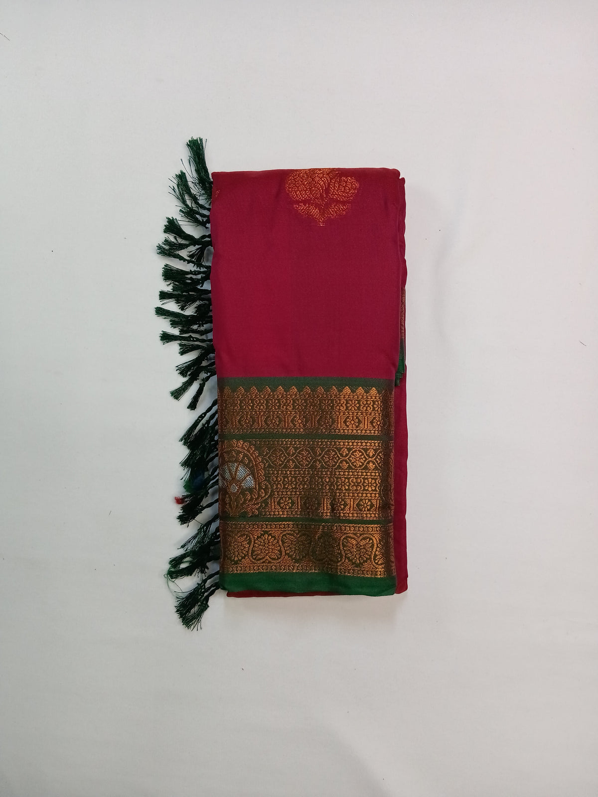 Rani Pink Gayatri Silk Saree with Traditional Zari Border & Blouse
