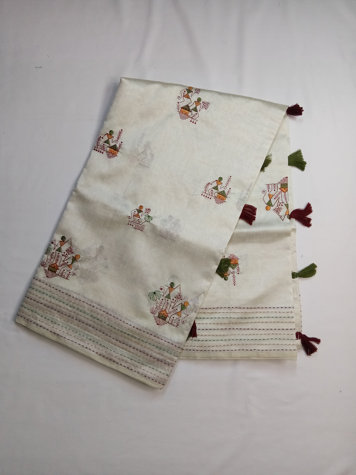 Cotton Sarees Ivory/Cream – multicolor village/folk motif
