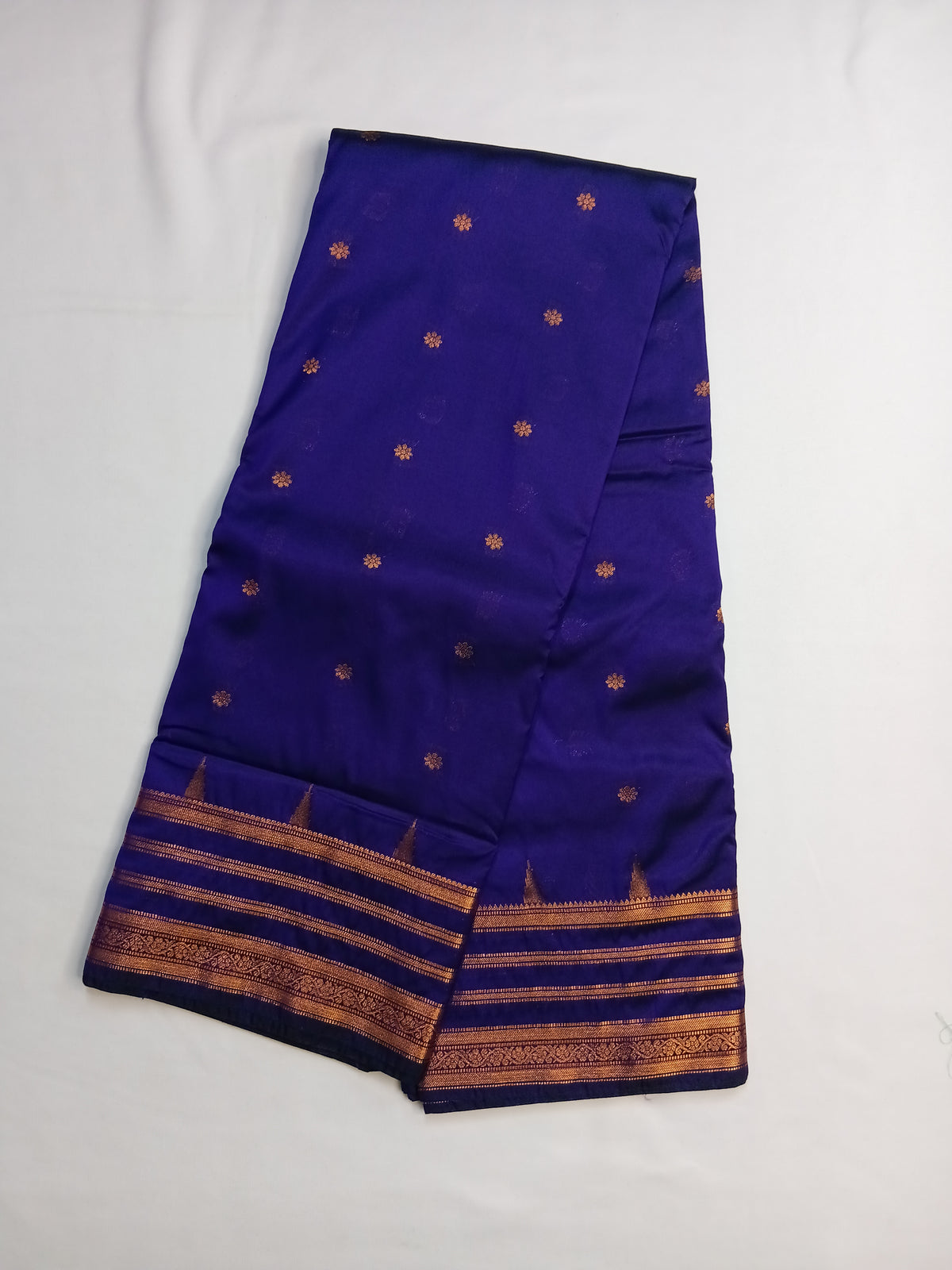 Royal Blue Savitri Silk Temple Border Sarees