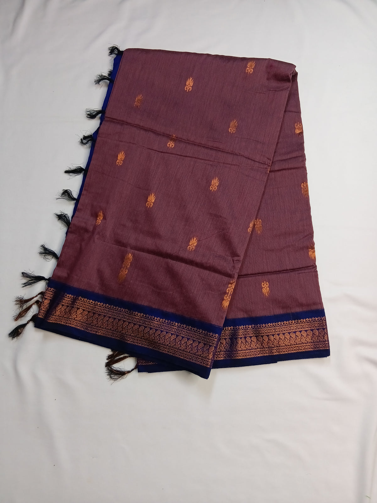 Mauve Purple Gadwal Saree with Butta Design and Rich Pallu